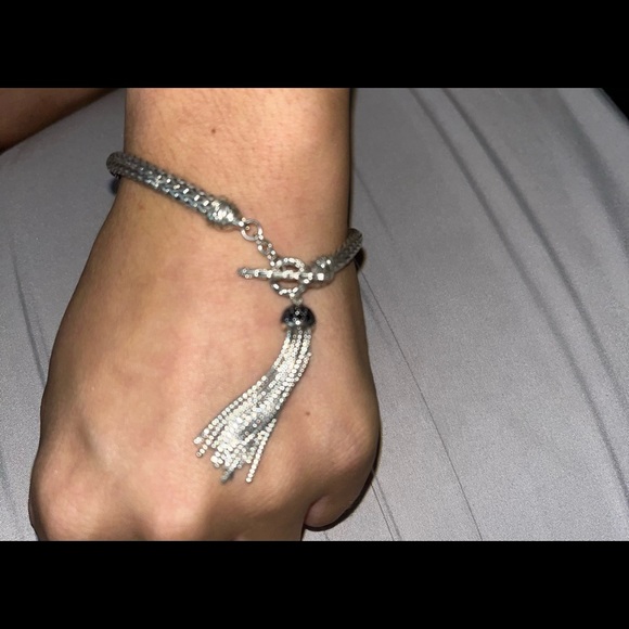 JOHN HARDY Authentic, discontinued, Classic Chain Black Sapphire Tassel Bracelet - Picture 4 of 5